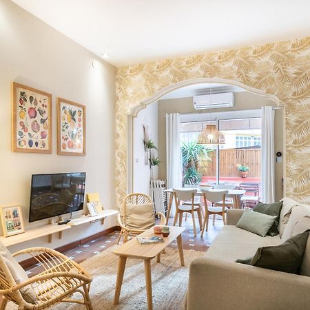 Spacious & Sunny Apt With Terrace In The City Center Barcelona Buitenkant foto