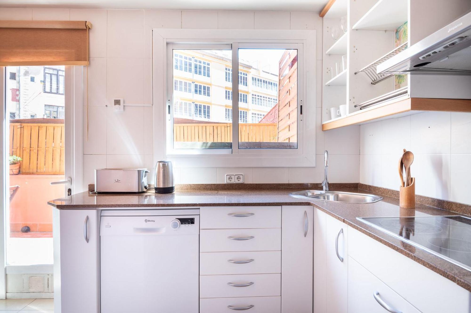 Spacious & Sunny Apt With Terrace In The City Center Barcelona Buitenkant foto