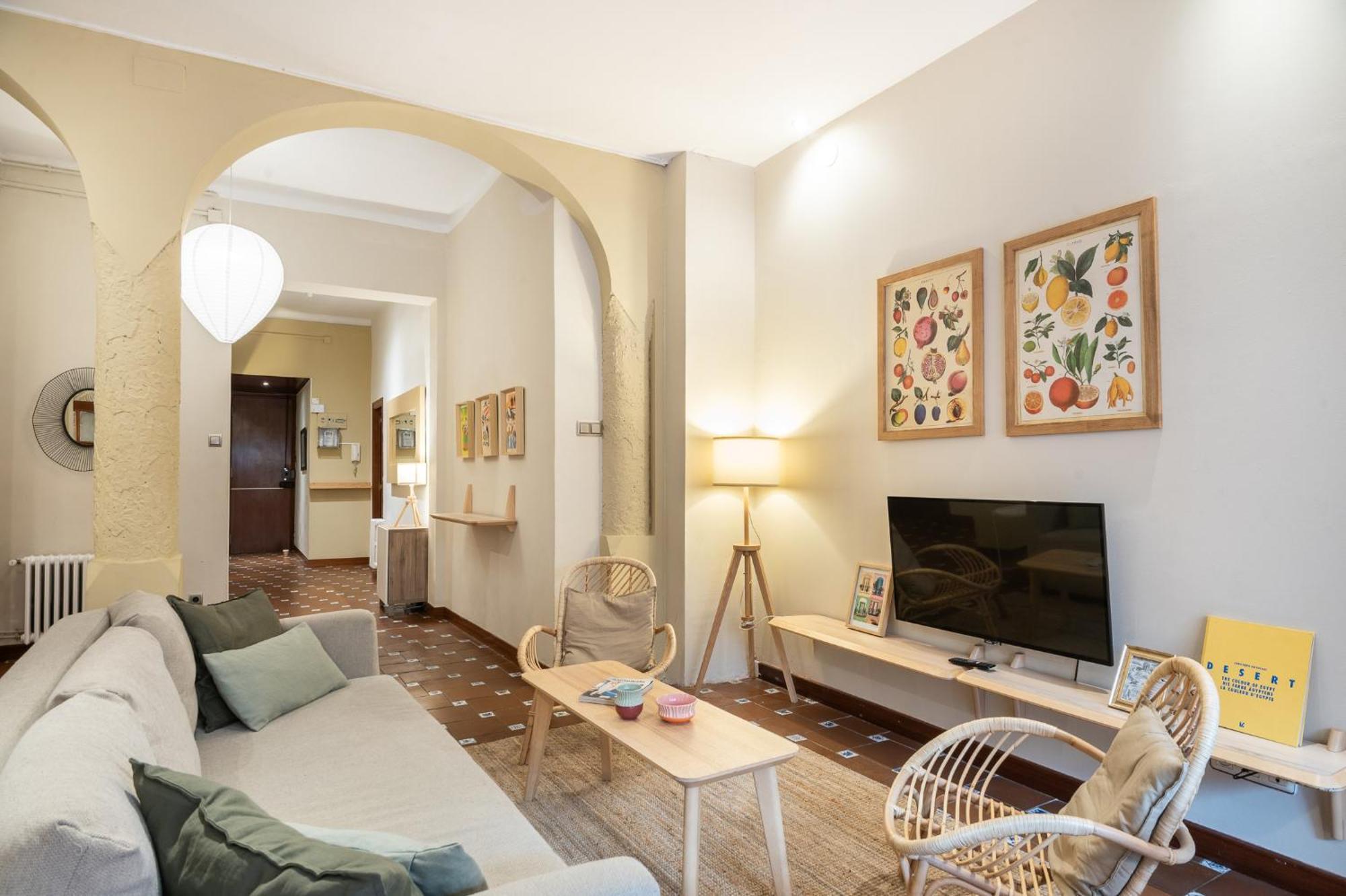 Spacious & Sunny Apt With Terrace In The City Center Barcelona Buitenkant foto